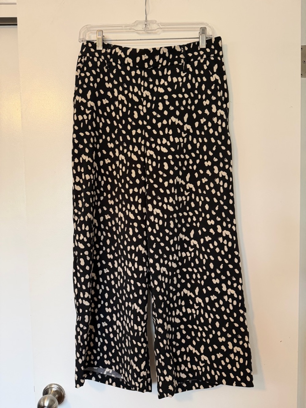 Wide-Leg Black and White Printed Pants